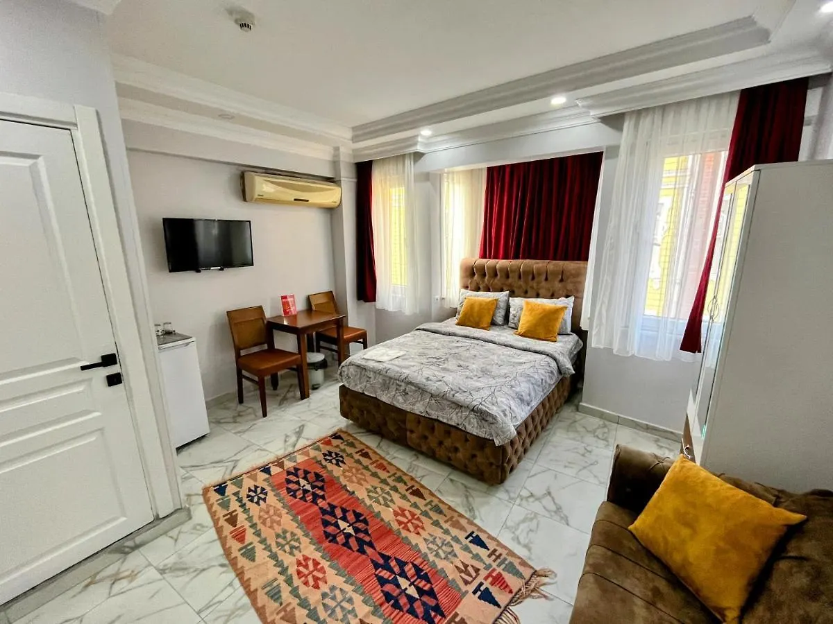 Pembe Hotel Istanbul 4*,